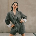 Marynarka oversize bez tajemnic: 10 stylizacji, które wyglądają lekko i modnie
