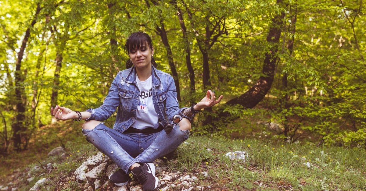 Uważność na co dzień: prosty plan, by wprowadzić mindfulness do życia krok po kroku