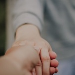 Po zdradzie da się zbudować zaufanie na nowo: przewodnik krok po kroku do odbudowy relacji